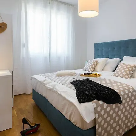 Sun Views Apartman *